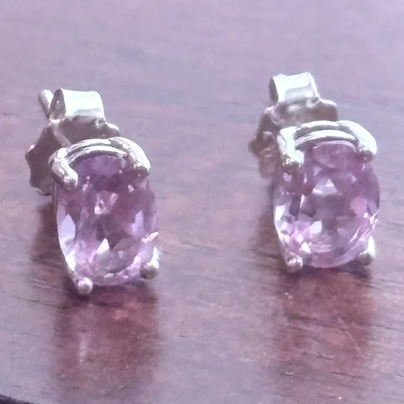 Gorgeous!!! Vintage Rare Authentic Amethyst Stud Basket Earrings set in Silver - Picture 4 of 10